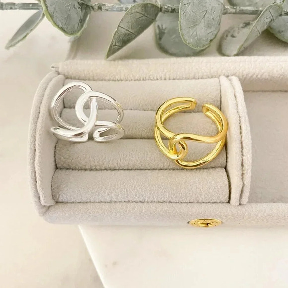 925 Sterling Silver Minimalist Ring Twist Ring Everyday Boho Ring Stackable Ring - Picture 3 of 8